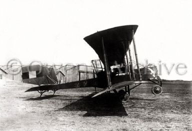 Caproni CA33 with Franch Insigna 1917