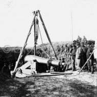 Army engineers removing Columbiad gun