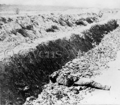 Dead Confederate soldier, Fort Mahone