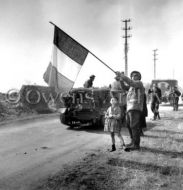 French WW I Veteran Greets Canadian Troops