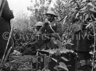 Free French artillerymen in Libya