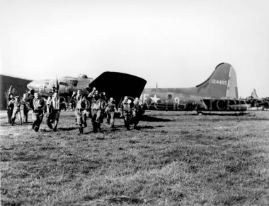 Memphis Belle Crew After 25th Mission