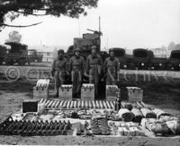 M3 Stuart tank with crew & equipment