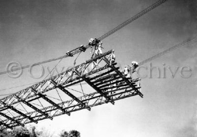 209th Engineers build Bailey bridge over Taiping River, China