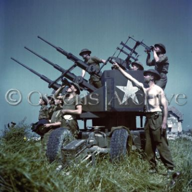 Queen's Own Rifles of Canada on Oerlikon Gun