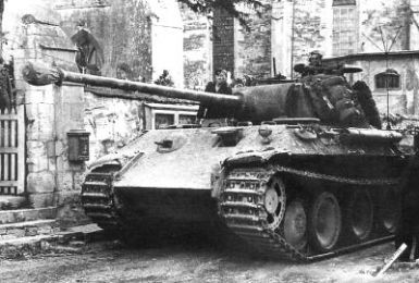 12th SS Panzer Division Hitlerjugend Command Tank