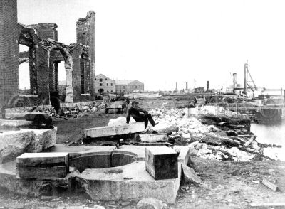 Ruins of Navy yard at Norfolk, Va.