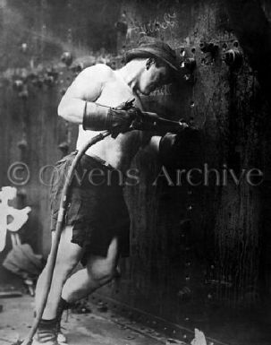 Riveter at work, Hog Island Shipyard